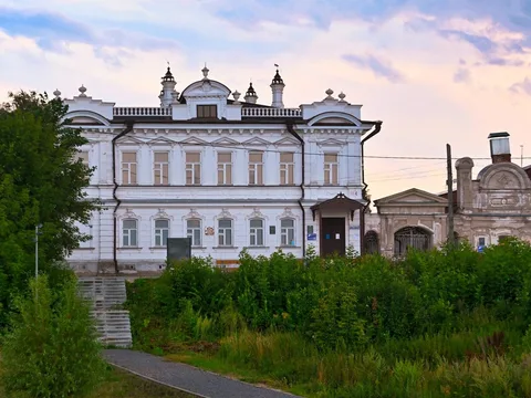 По Волге в старинную Балахну
