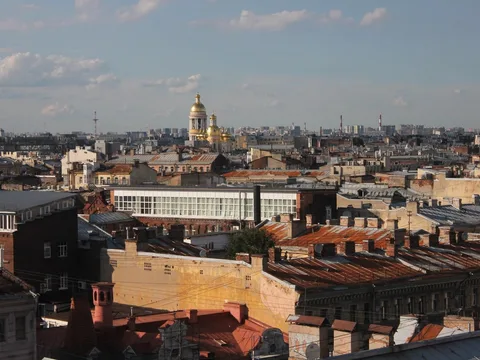 Тихий центр Петербурга: пешеходная экскурсия + подъём на крышу