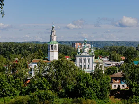 Сокровища Урала: от Белогорского монастыря до Кунгура