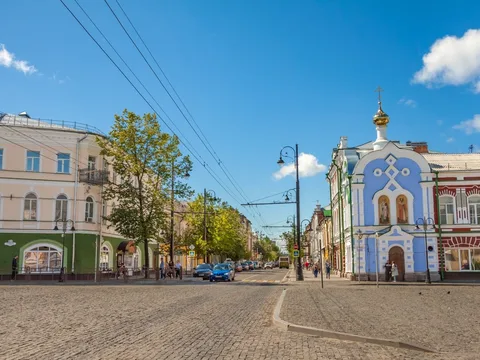 2000 нескучных шагов с гидом, влюблённым в Рыбинск