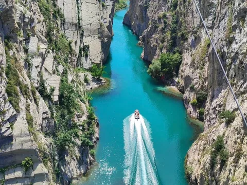 Сулакский Каньон, Чиркейское водохранилище, бархан Сарыкум