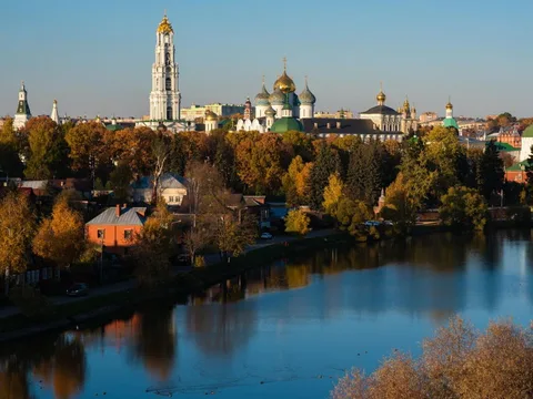 По местам города Преподобного Сергия: легенды Старого Посада
