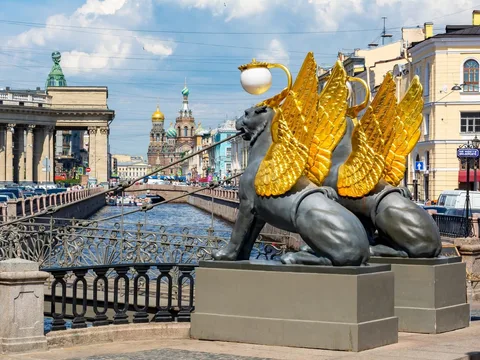 Променад по классическому Петербургу в мини-группе