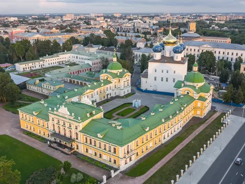Тверь — город «меж двух столиц»