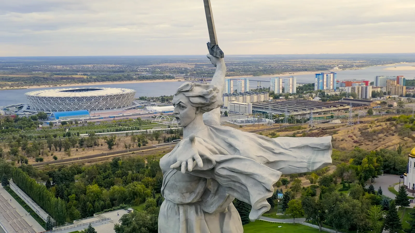 Авторская обзорная экскурсия по Волгограду: «Город трех эпох»
