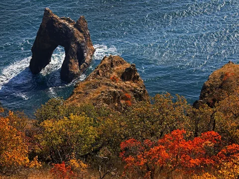 Древняя Феодосия и морская прогулка вдоль вулкана Кара Даг.
