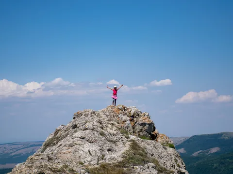 Прогулка по сказочному крымскому лесу: Иван да Марья