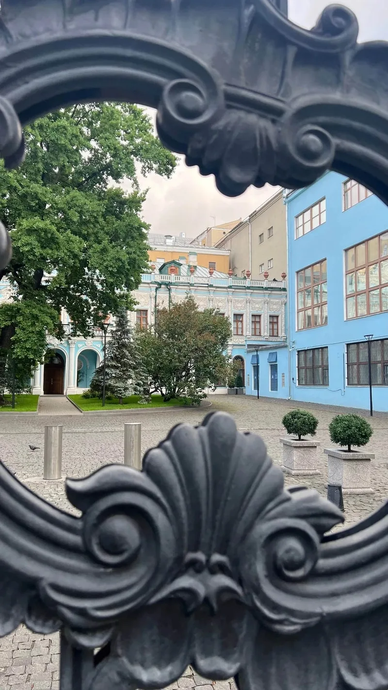 Ани