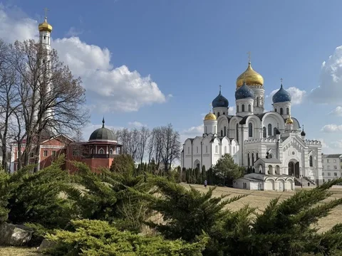 Усадебное ожерелье Святой Угреши: Суханово и Николо-Угрешский монастырь