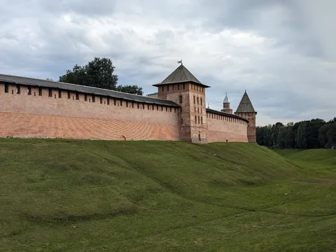 Из Петербурга — в Великий Новгород