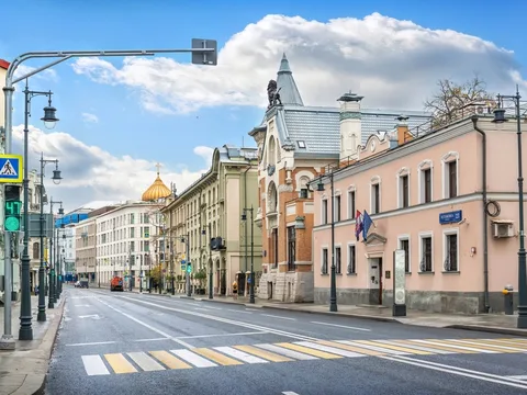В поисках модерна — между Пречистенкой и Арбатом