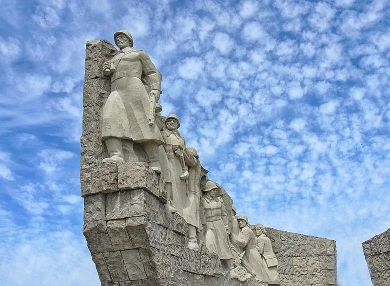 Самбекские высоты и легенды «Миусс-фронта»