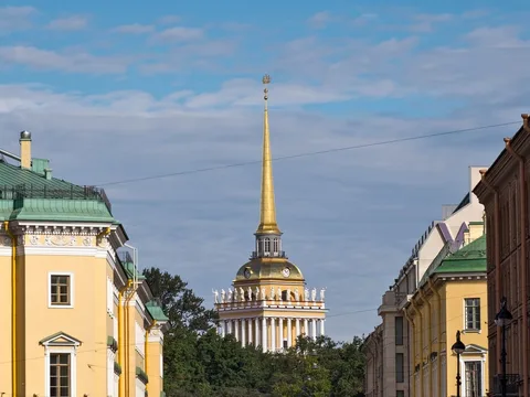 Сердце империи: главные площади Петербурга