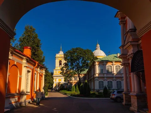 Александро-Невская лавра — архитектурная жемчужина Петербурга