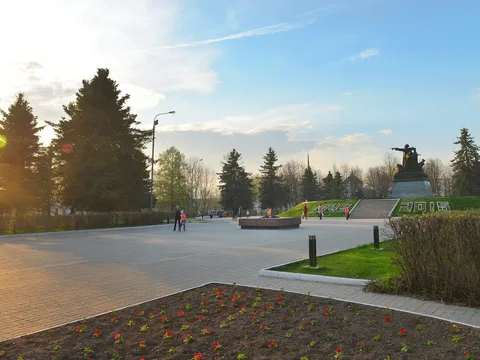 Уездный город Вязьма (на вашем автомобиле)