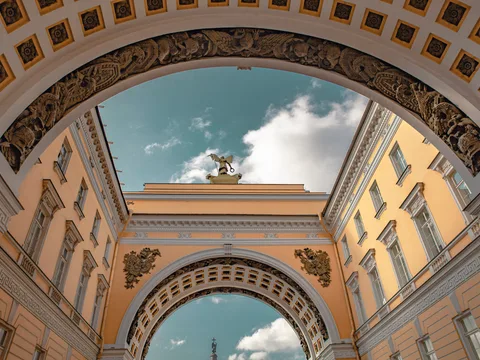 Большая обзорная индивидуальная экскурсия по Петербургу на автомобиле