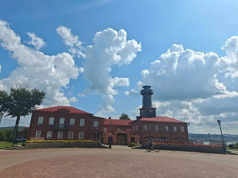Виктор