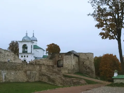 Это ли не сказочная Русь — древняя изборская земля!