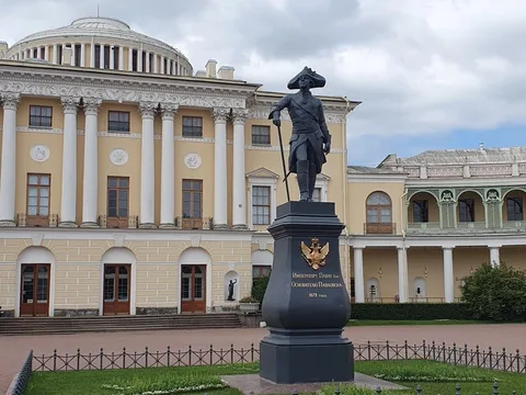 Гатчина и Павловск: летние резиденции Павла I