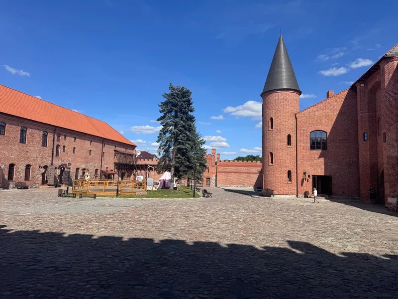 Роман