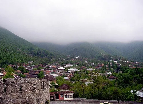 Шеки, город ханов и торговцев