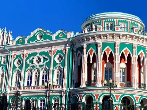 Ваше идеальное знакомство с Екатеринбургом!