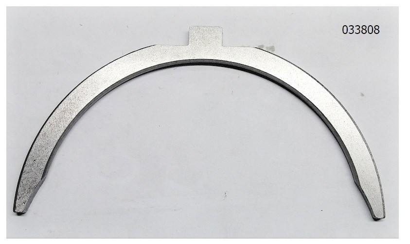 Полукольцо упорного подшипника верхнее Yangdong Y4105D/Upper thrust piece of crankshaft