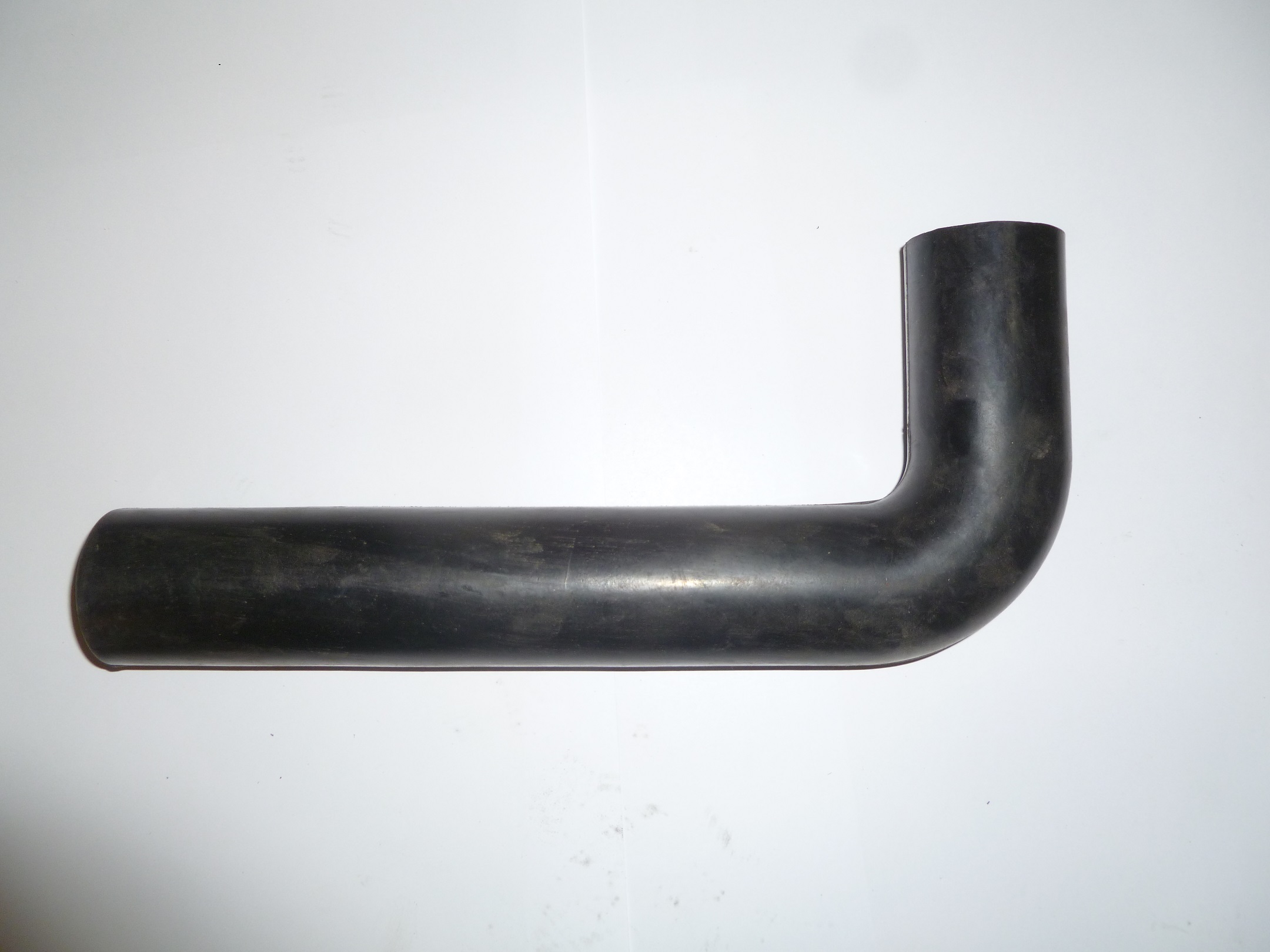 Патрубок радиатора (48х38х310х140) нижний Ricardo Y495DS; TDK 26 4L /Ruber hose,water inlet