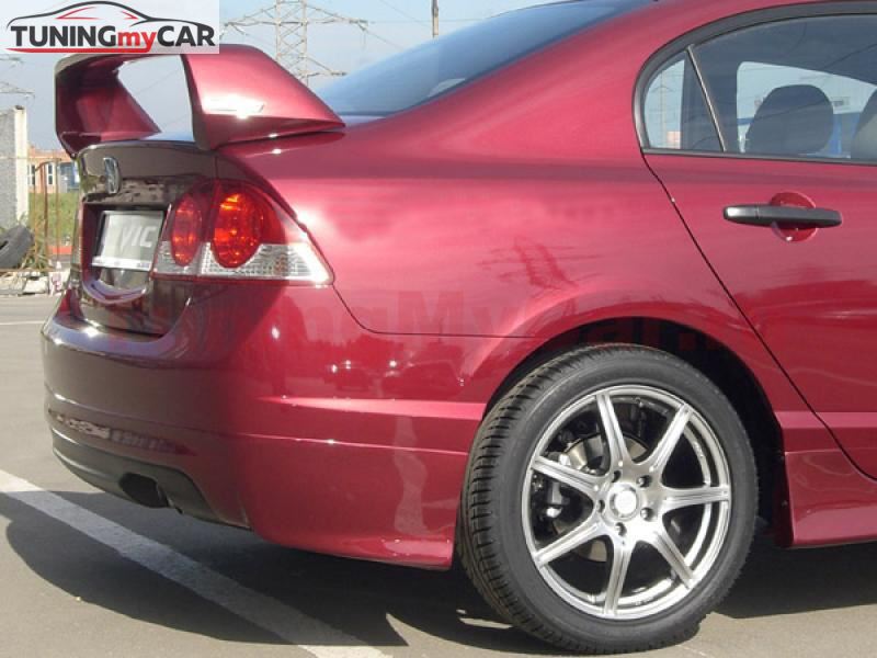 Юбка заднего бампера для Honda Civic 4d 2006-2012