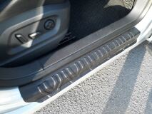 Накладки на внутренние пороги дверей (со скотчем) для Volkswagen Tiguan 2011-2015