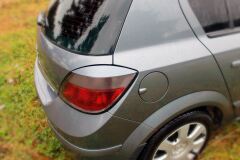 Реснички на фары для Opel Astra H 2005- хэтч. 4 двери ЗАДНИЕ