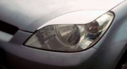 Реснички на фары для Mazda Demio DY3W рестайлинг