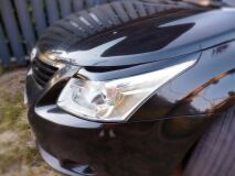 Реснички на фары для Toyota Avensis T270 (дорестайлинг 08-11)