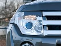 Реснички на фары для Mitsubishi Pajero 4 (2006-2015) Р10