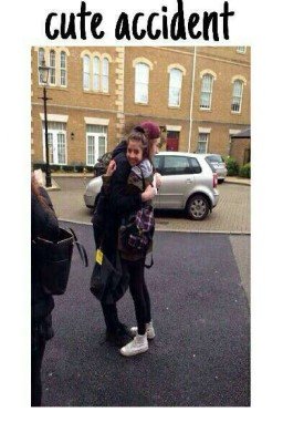 cute accident |luke hemmings|