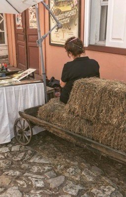 Фантастические женщины, лили где обитает любовь 