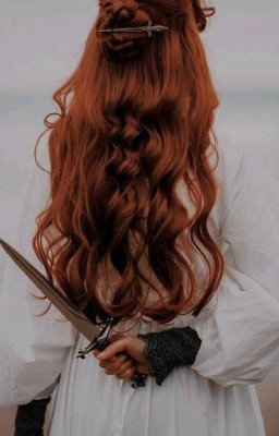 кукла с ножом 