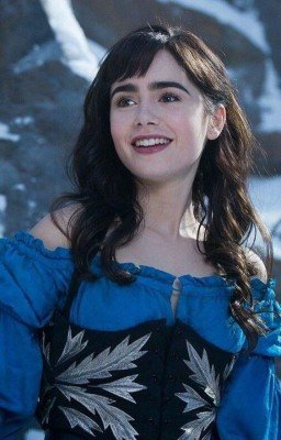 The White King and the Scarlet Princess / Белый Король и Алая Принцесса