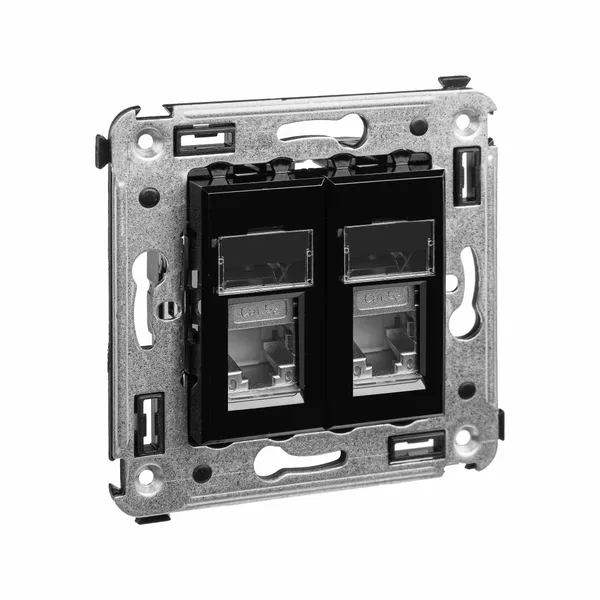 Компьютерная розетка RJ-45 в стену, кат.5e двойная экранированная,"Avanti", "Черный квадрат" DKC — фото 2
