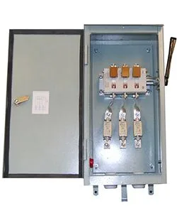 Ящик силовой ЯРП11М-371-54 УХЛ2, 400А, с ППН-37 400А, IP54 Электротехник