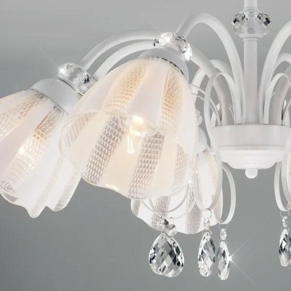Потолочная люстра с плафонами 8*E27 60Вт белый IP20 Floranse (30155/8 белый) Eurosvet — фото 3