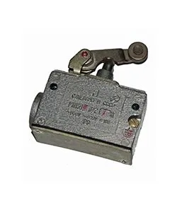 Микровыключатель МП 1206 УХЛ3 исп.01, IP40, рычаг с роликом, комбинированный, винт Электротехник