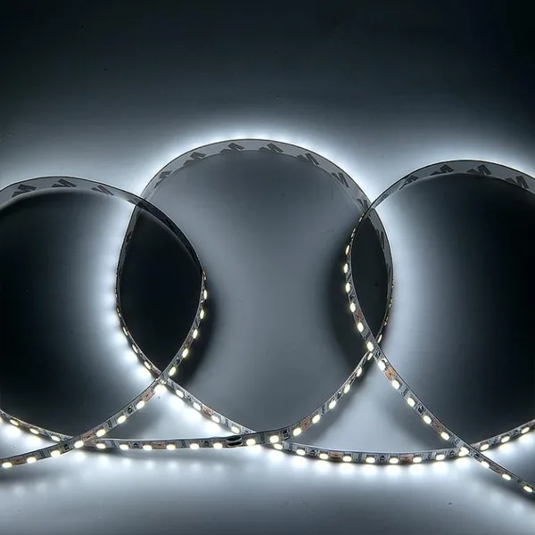 Лента св/д 12V 9.6W/m 120led/m IP20 6000K 840lm/m интер 5м General