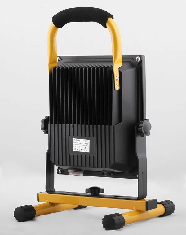 Светодиодный прожектор Feron LL-913 переносной с зарядным устройством IP65 30W 6400K — фото 3