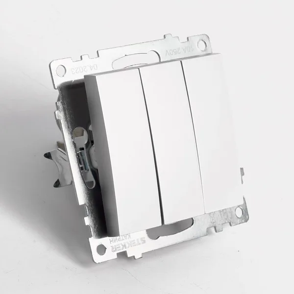 Выключатель 3-клавишный (механизм), STEKKER GLS10-7108-03, 250V, 10А, серия Катрин, серебро — фото 4