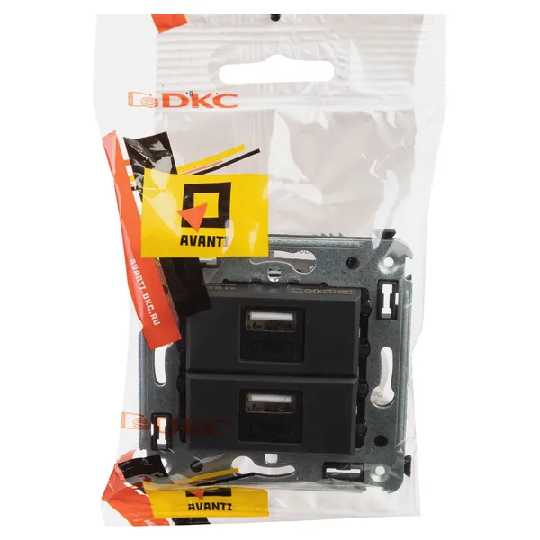 USB зарядное устройство в стену, "Avanti", "Черный матовый" DKC — фото 5