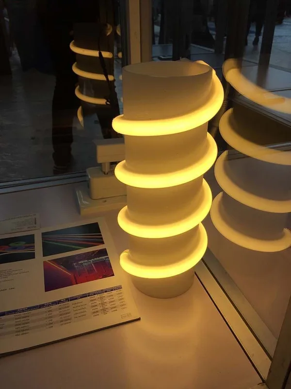 Светодиодная неоновая LED лента Feron LS651, 180SMD(2835)/м 14.4Вт/м 5м IP68 12V 3000К (-40°C - +100°C) — фото 3