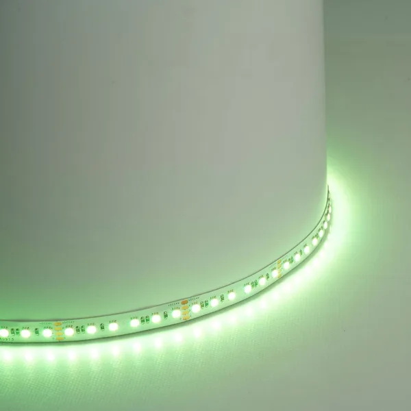 Лента светодиодная 120SMD(5050)/м 11Вт/м 24V 5000*10*1.5мм RGB, LS501 FERON — фото 5