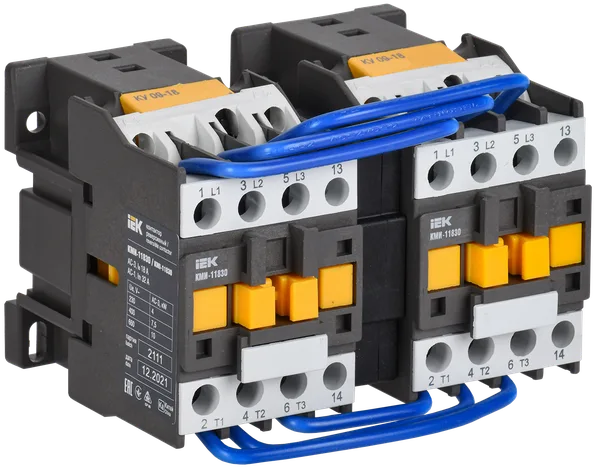 Контактор КМИ-11830 реверс 18А 400В/АС3 2НО IEK