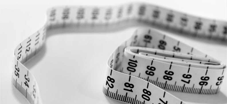 Периодическое голодание для женщин после 40: польза, риски и как начать
